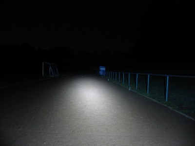 Leuchtvergleich3.3xP4 nach unten.jpg