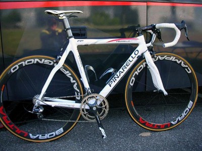 valverde_s_Pinarello_1_.jpg